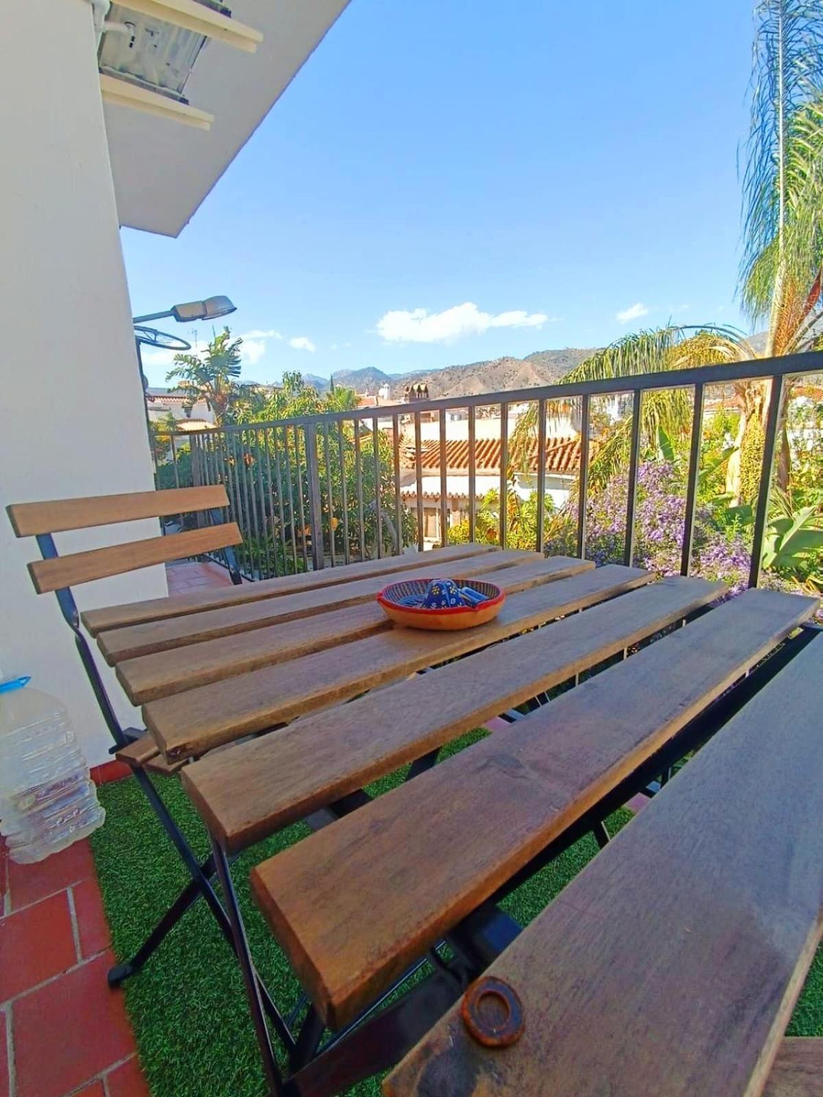 Apartamento Alarve Nerja Ngoại thất bức ảnh